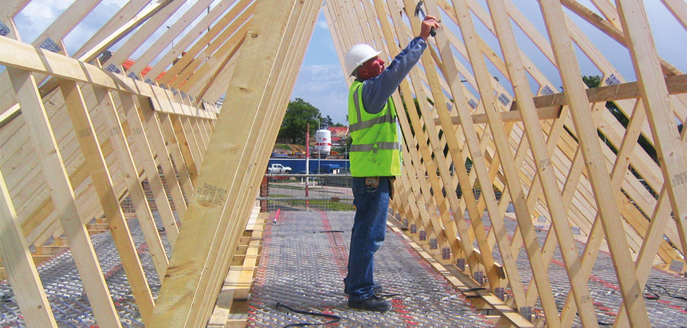 Treillis extensible pour la protection contre les risques de chute