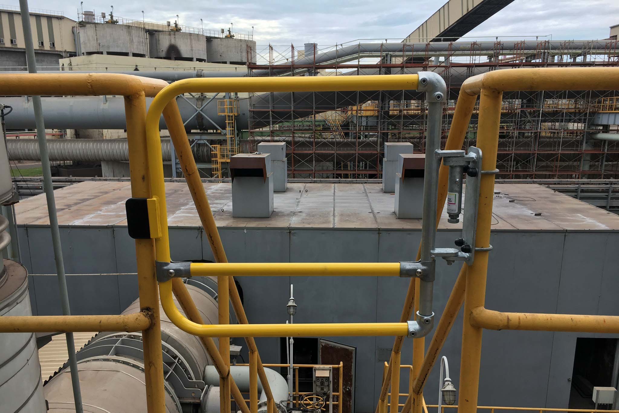 puertas de seguridad, puertas de seguridad industrial