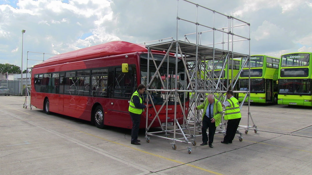 Platforma serwisowa do autobusów | Ruchomy podest roboczy