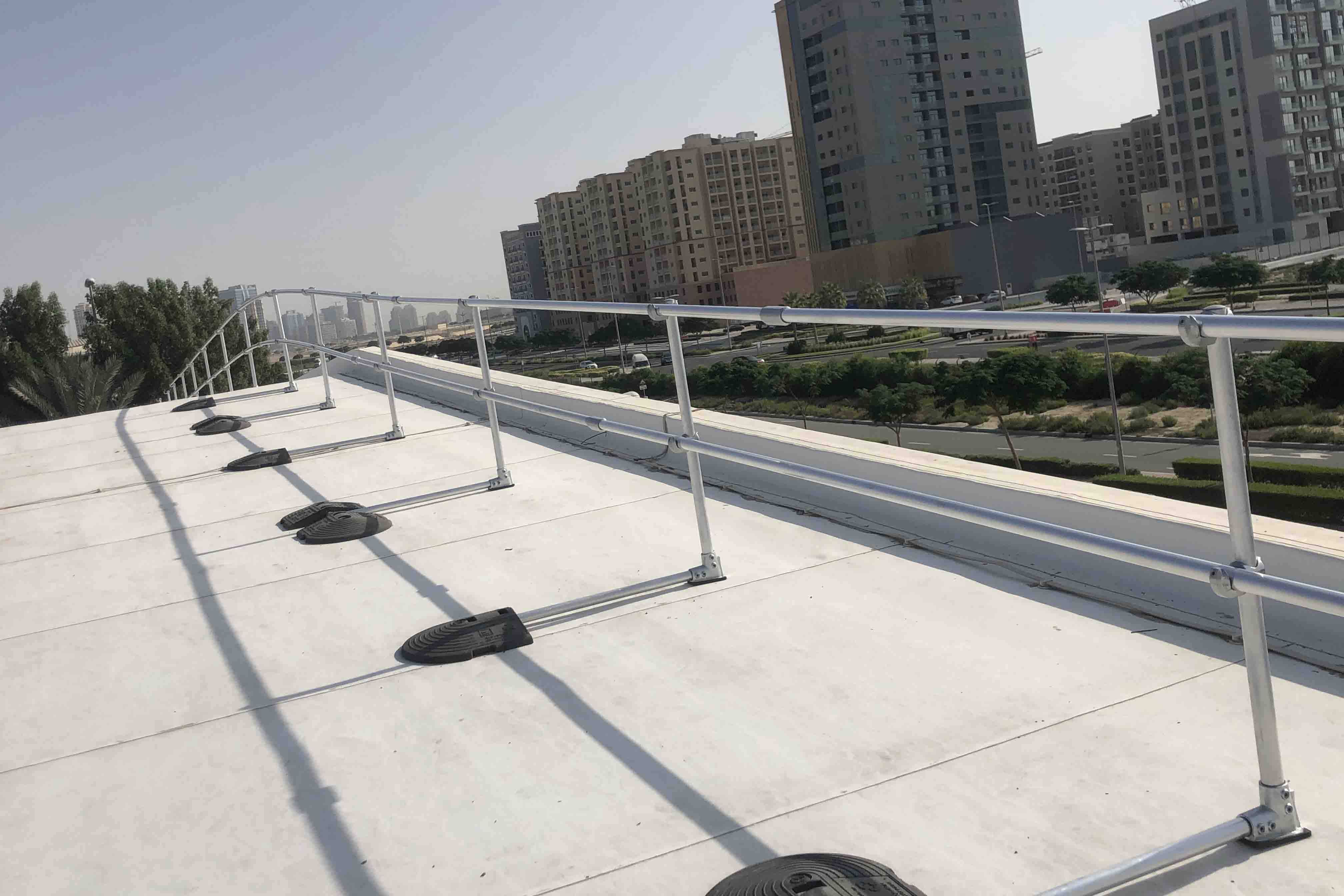free standing roof guardrails