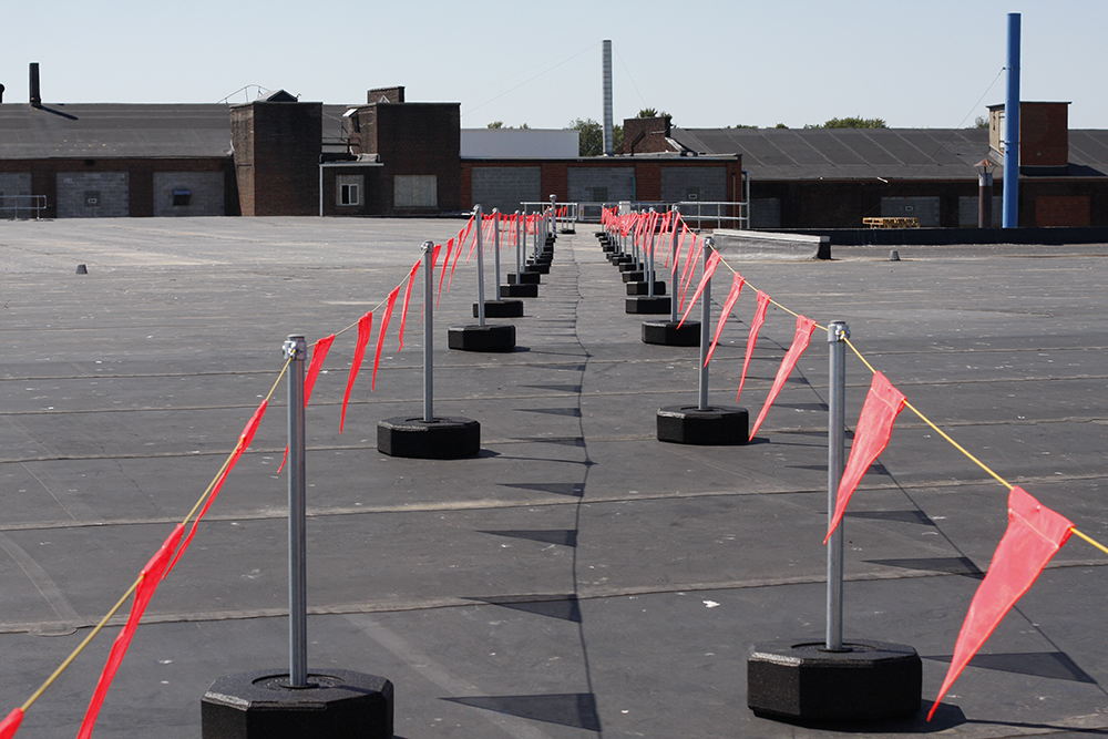 Sistema de balizamiento Kee Mark® | Sistema de delimitación de peligros | Protección anticaídas