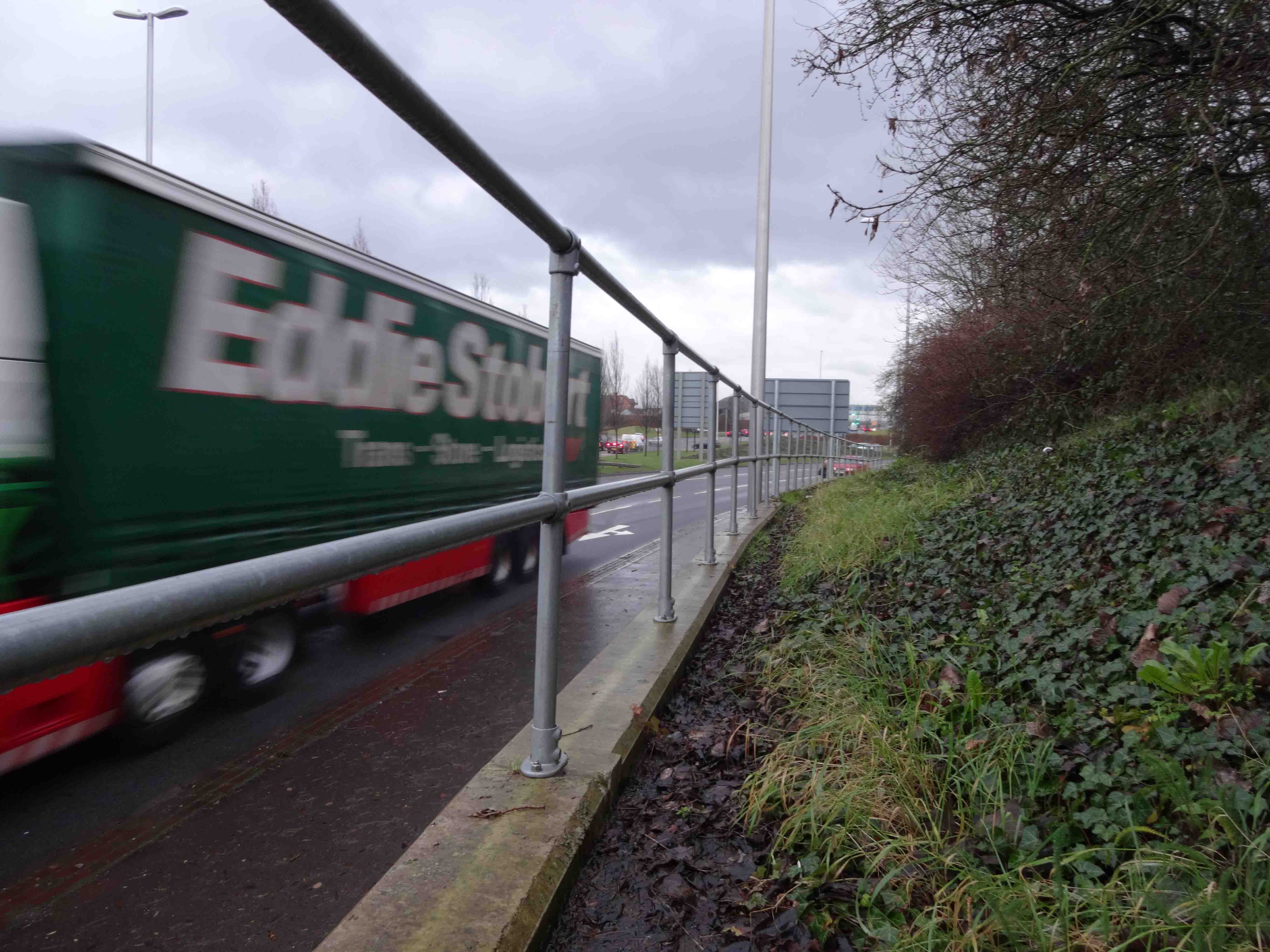 Safety road guardrail | galvanised railing system