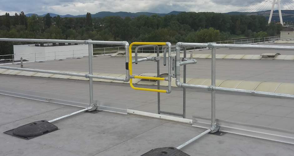 Absturzsicherung mit Sicherheitstüren