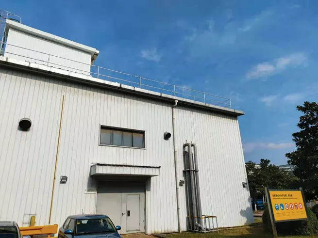 屋顶护栏
