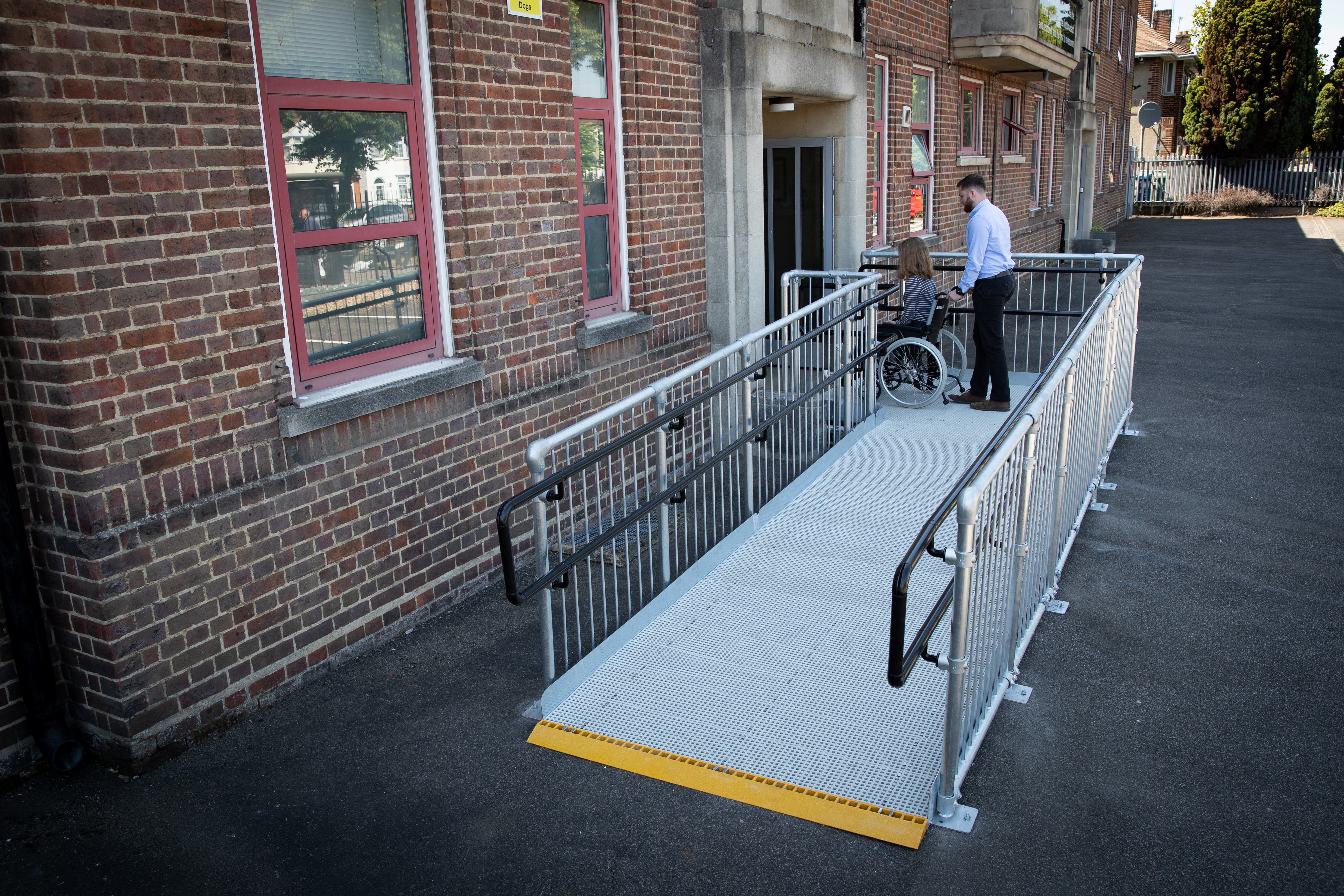 Kee Access - Sicherer Zugang an öffentlichen Gebäuden