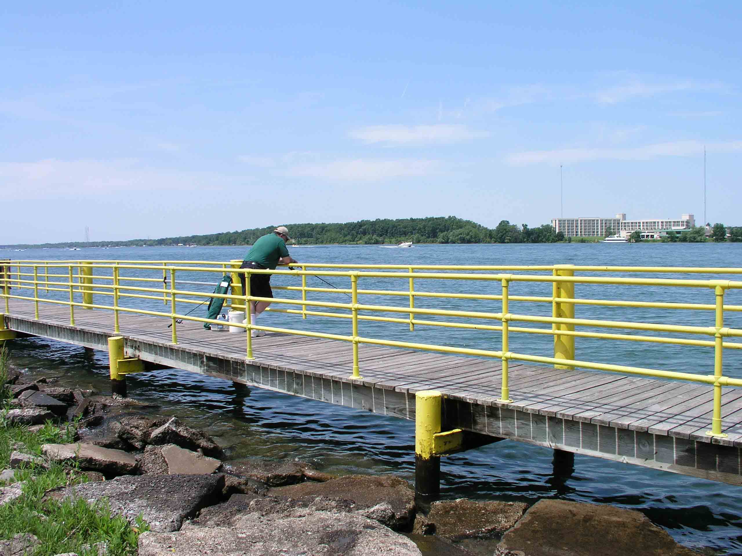 Modular safety Kee Klamp handrail